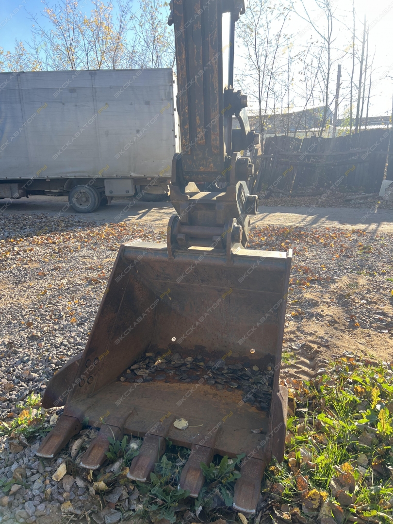Hyundai R140W-9S [8]