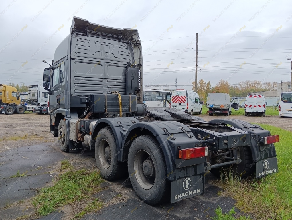 Shacman SX42584V324 [6]