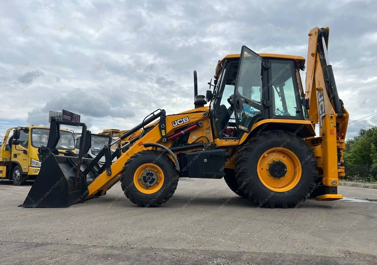JCB 3DX Plus [2]