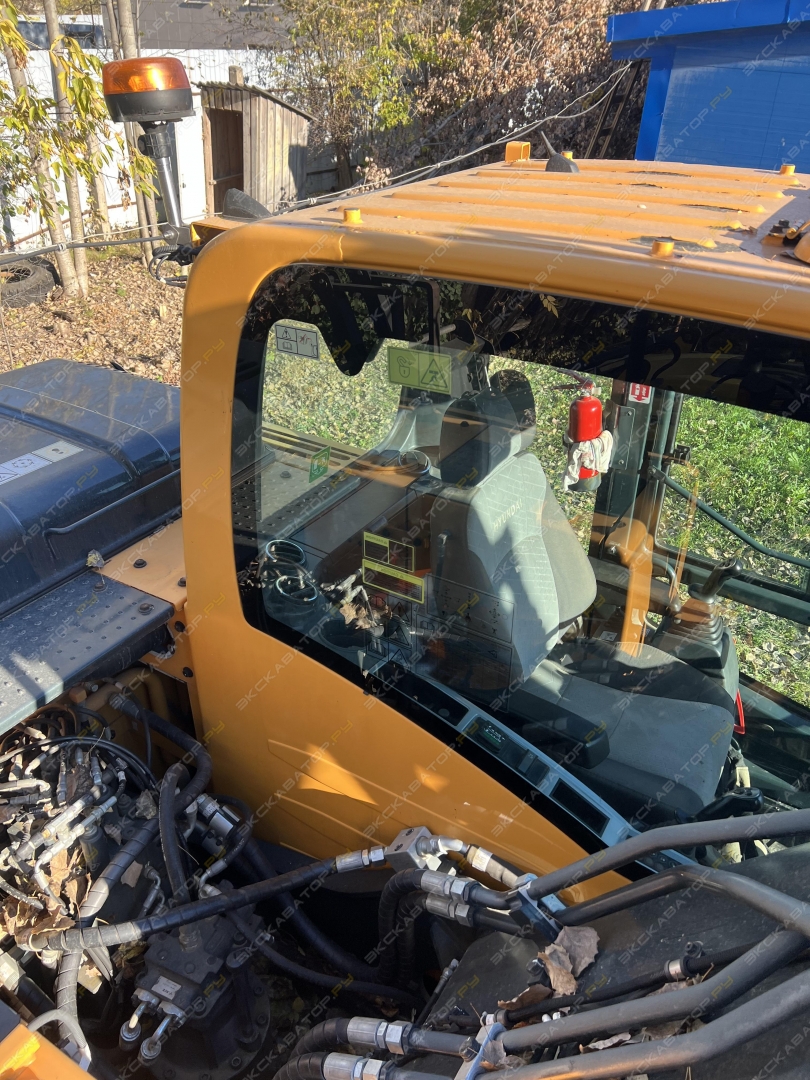 Hyundai R140W-9S [7]