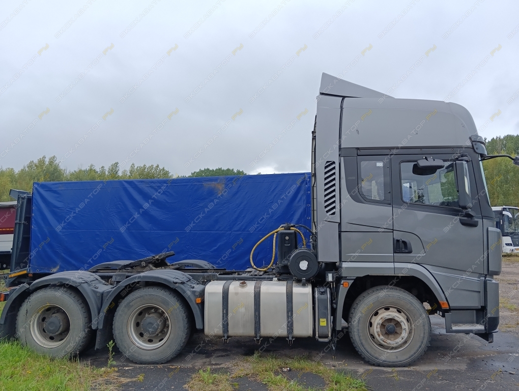 Shacman SX42584V324 [4]
