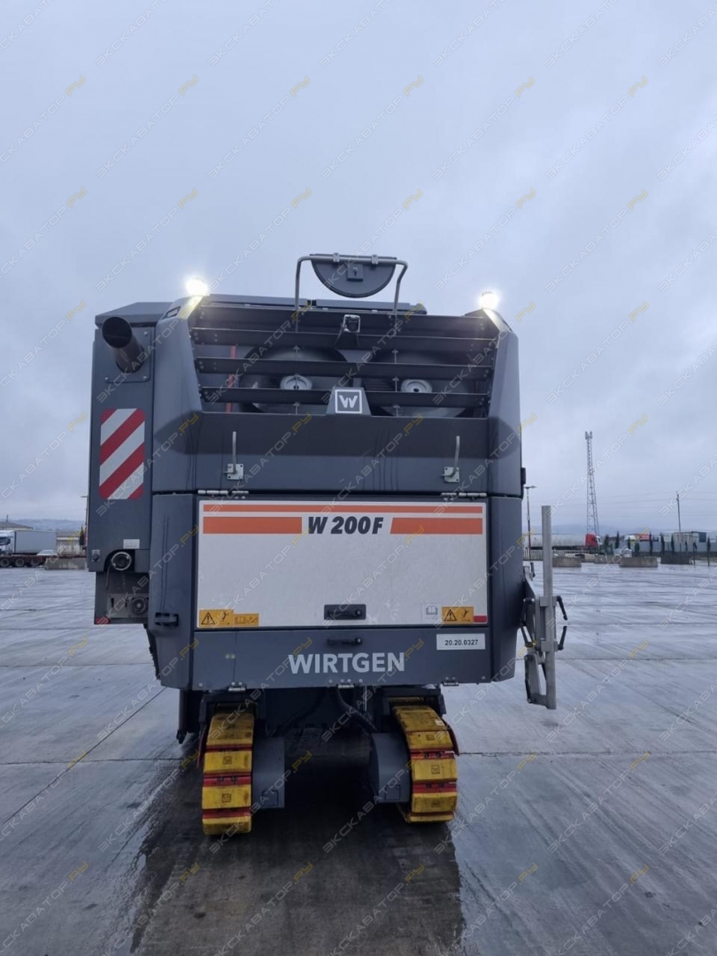 Wirtgen W 200 F [2]