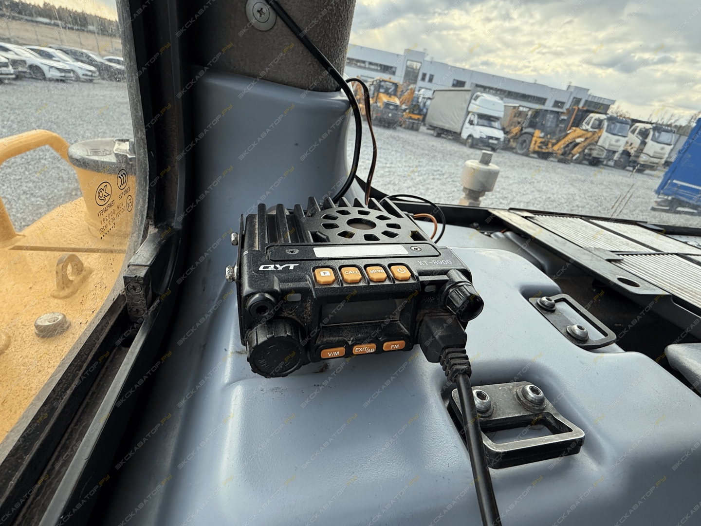 Komatsu D65EX-16 [12]