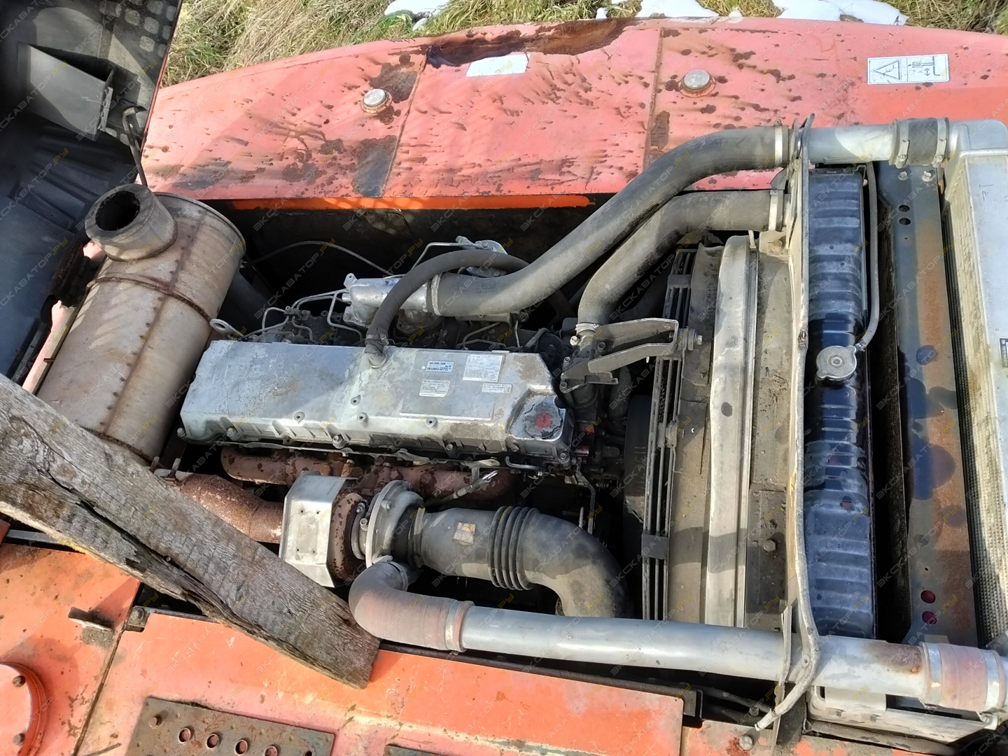 Hitachi EX370HD [7]