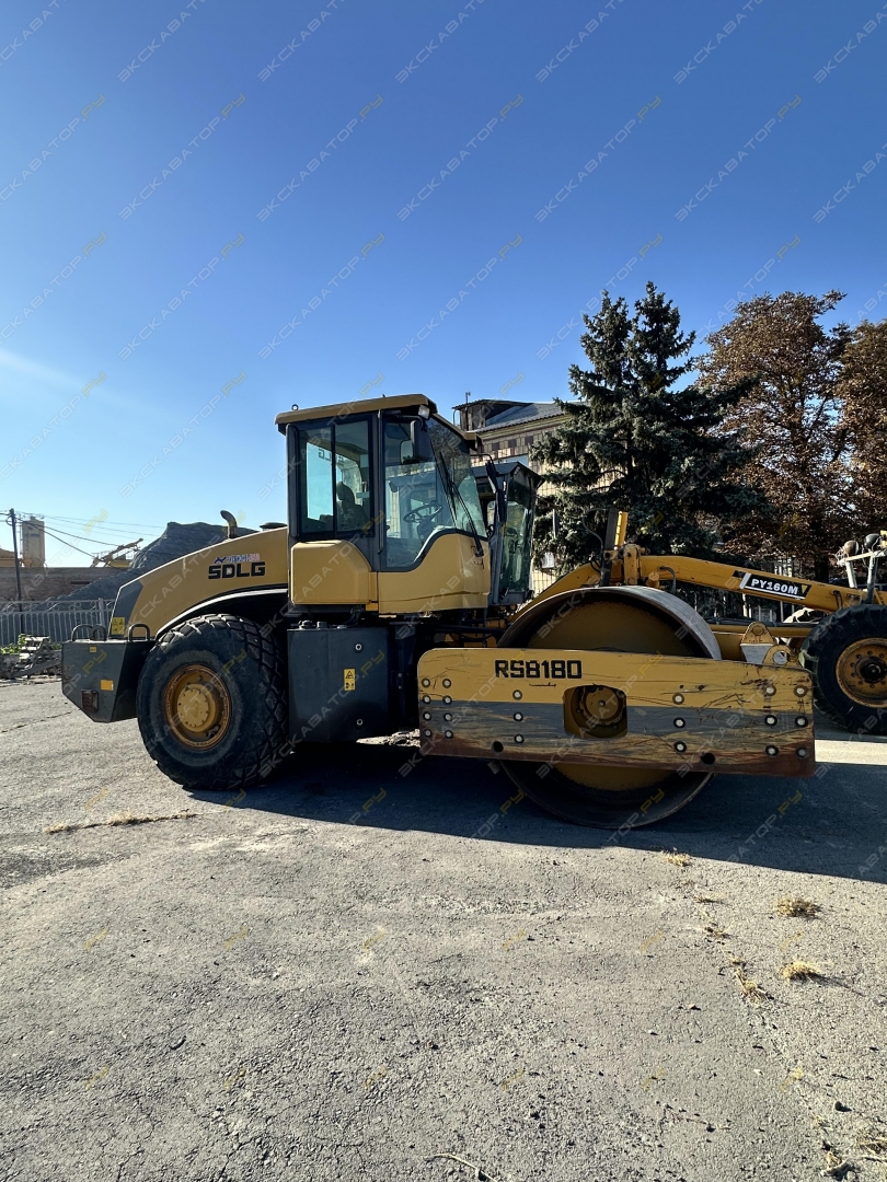 SDLG RS8180 [2]