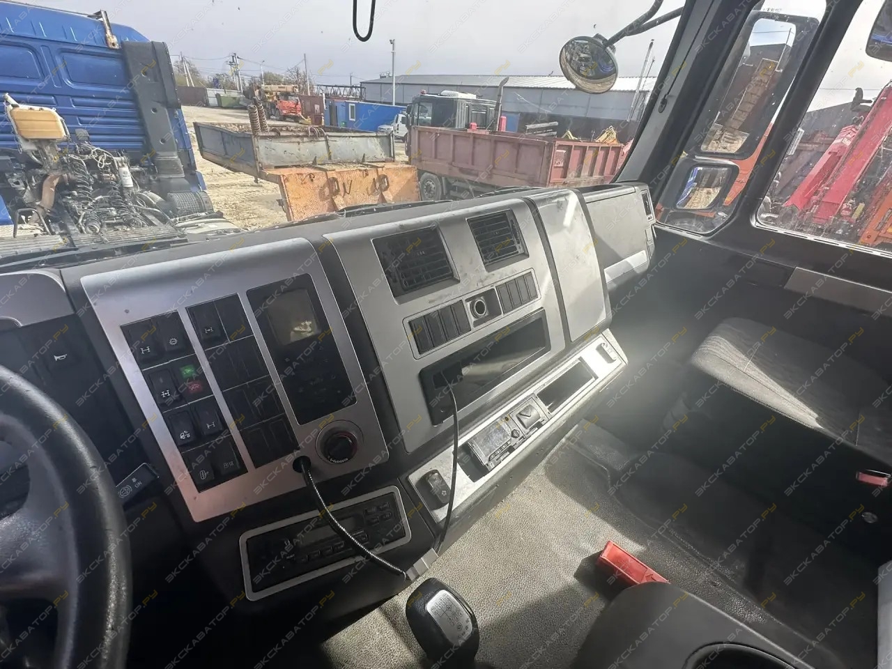 Shacman SX4258DV385 [7]