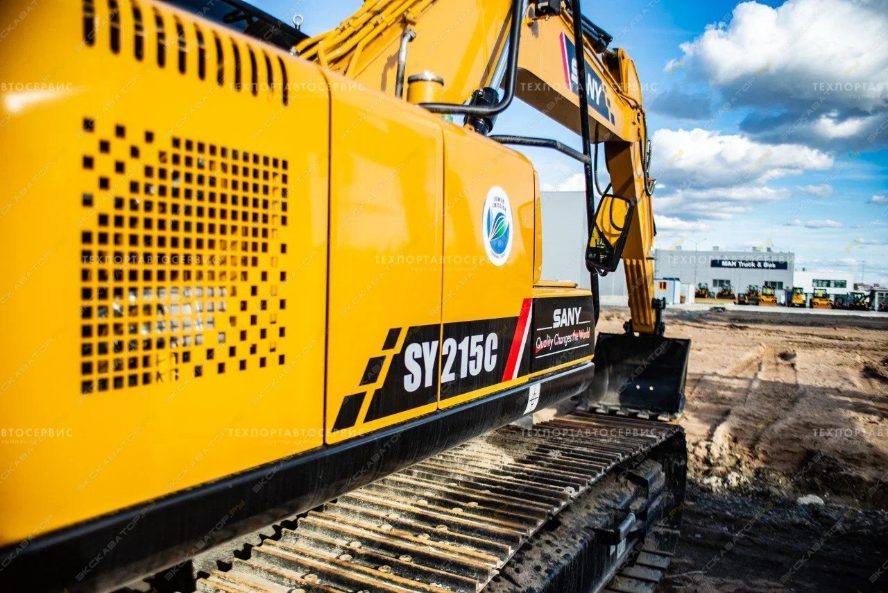 Sany SY215C [15]