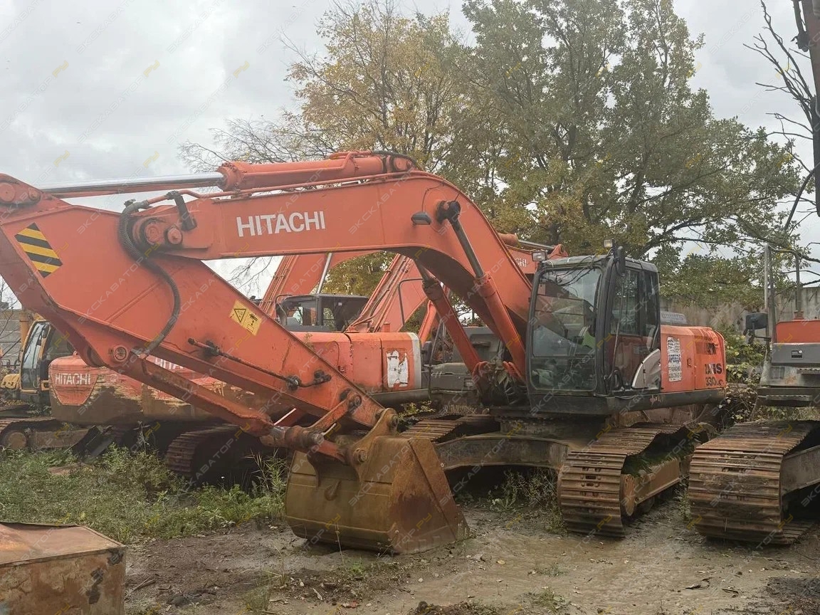 Hitachi ZX330LC-5G [1]