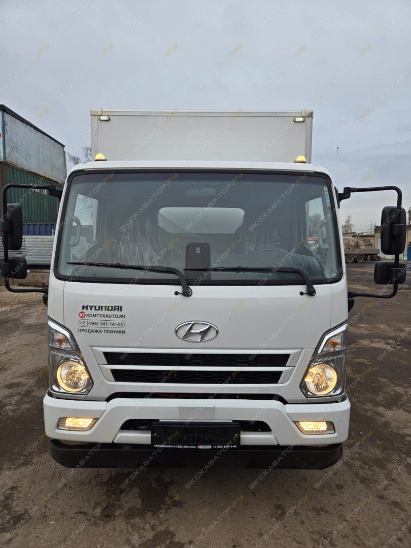 Hyundai Mighty EX8 [1]