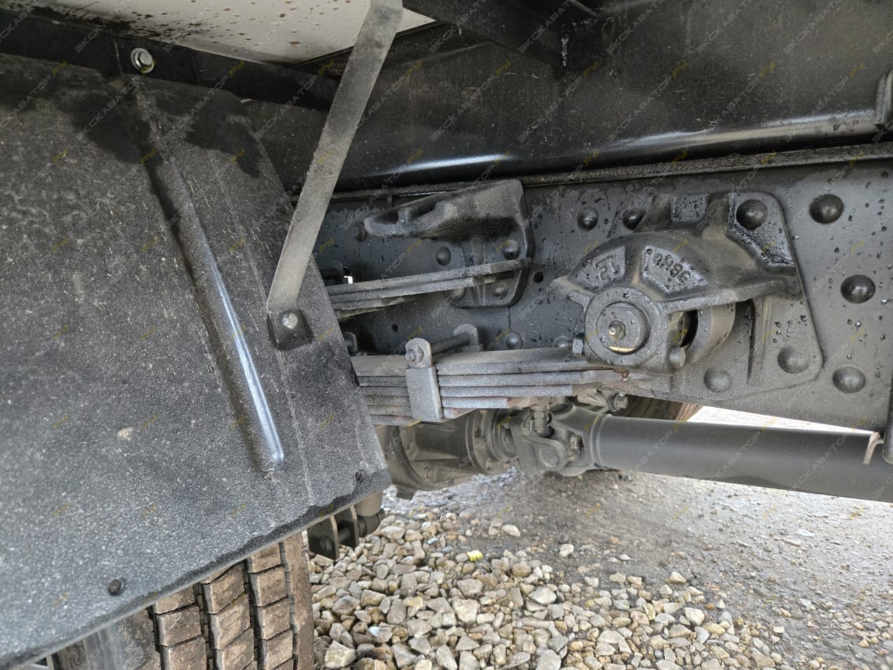 Hyundai Mighty EX8 [18]