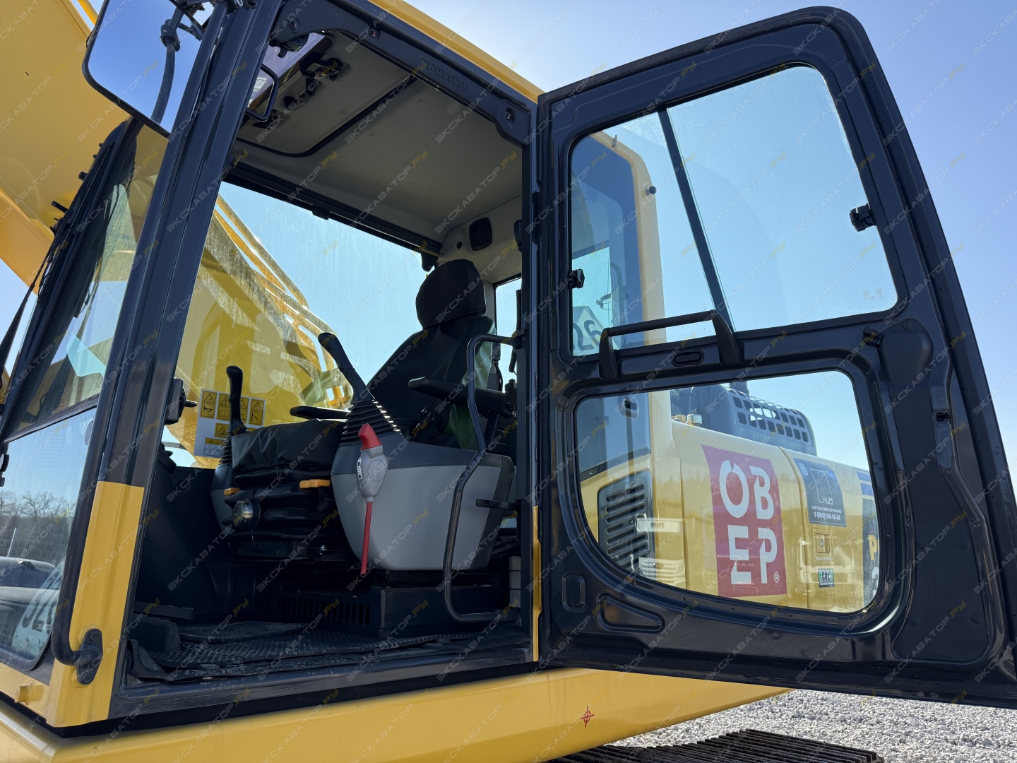 Komatsu PC300 [11]