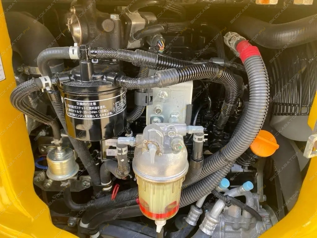 Komatsu PC30MR [8]