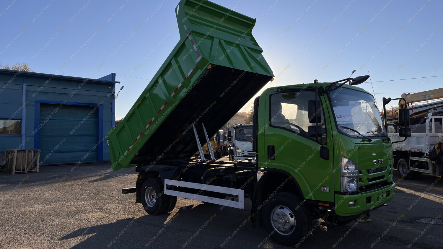Isuzu Elf [0]