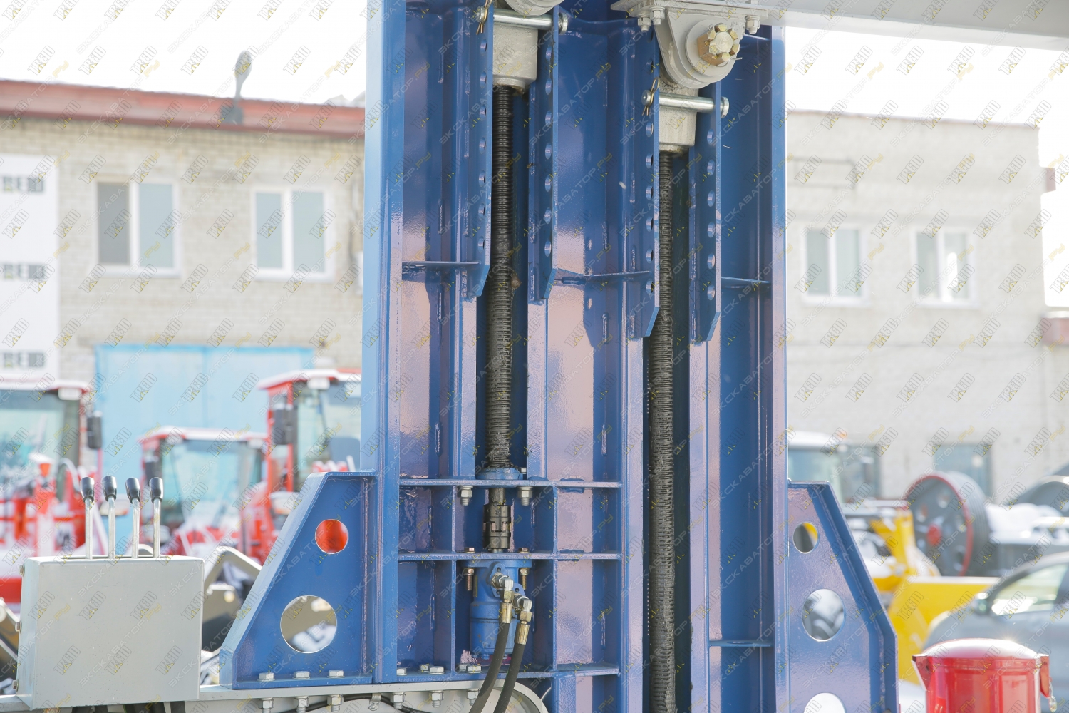 LYR9402TCL [18]