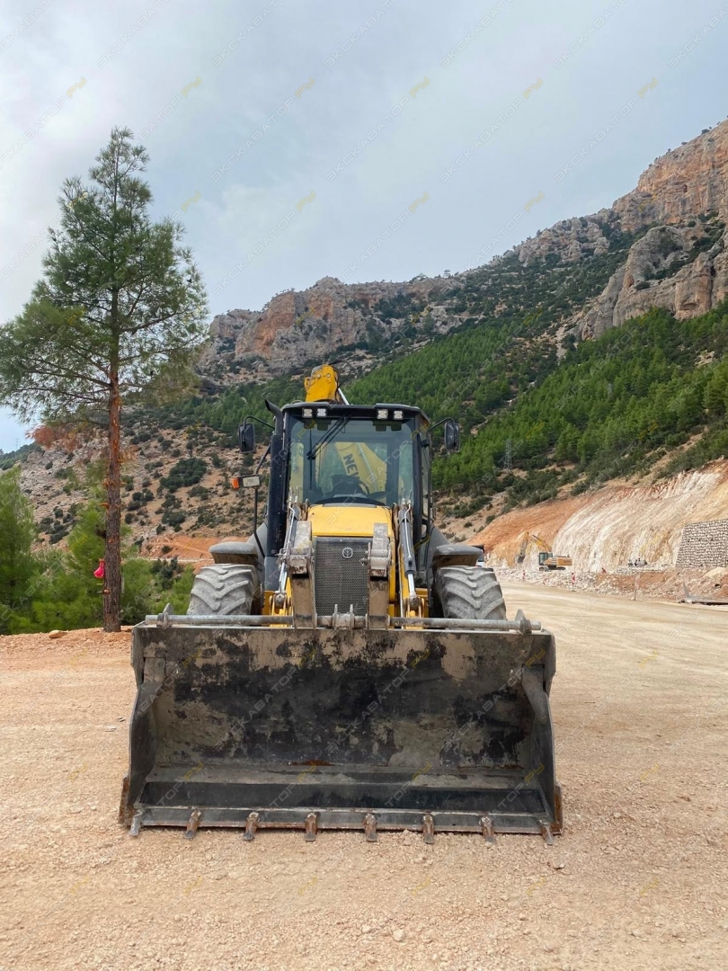 New Holland B115D [4]