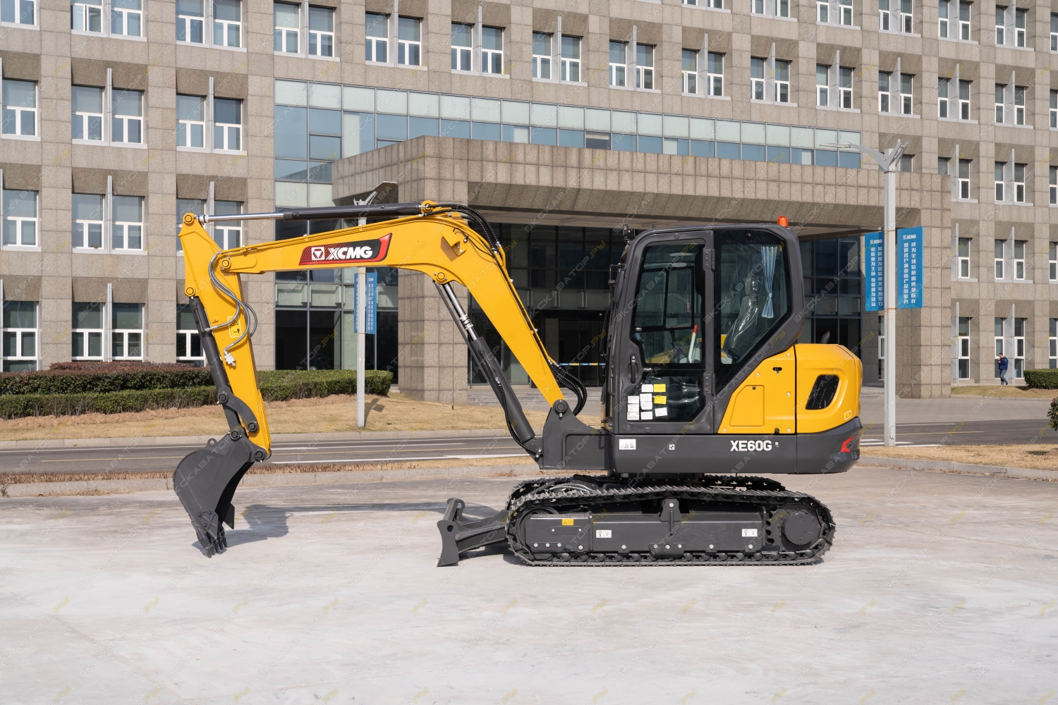 XCMG XE60G [1]