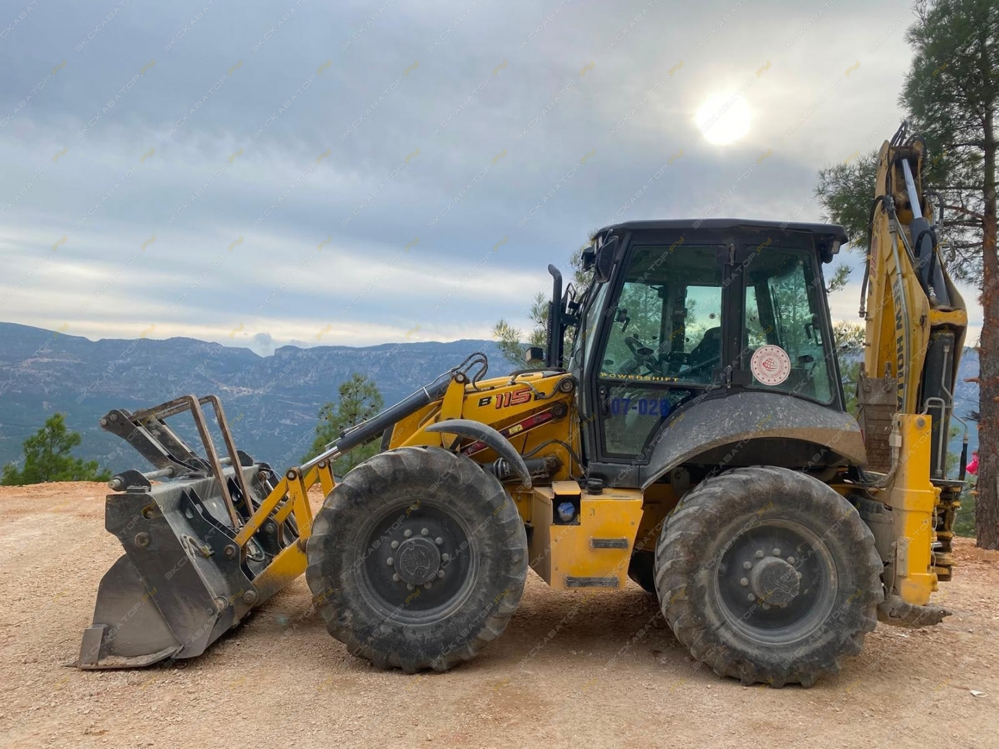 New Holland B115D [6]