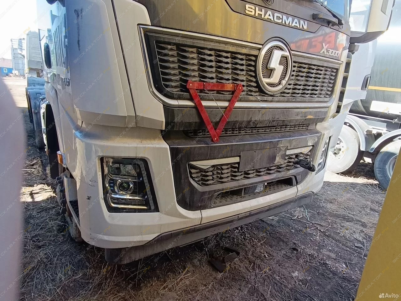 Shacman SX42586V385 X3000 [4]