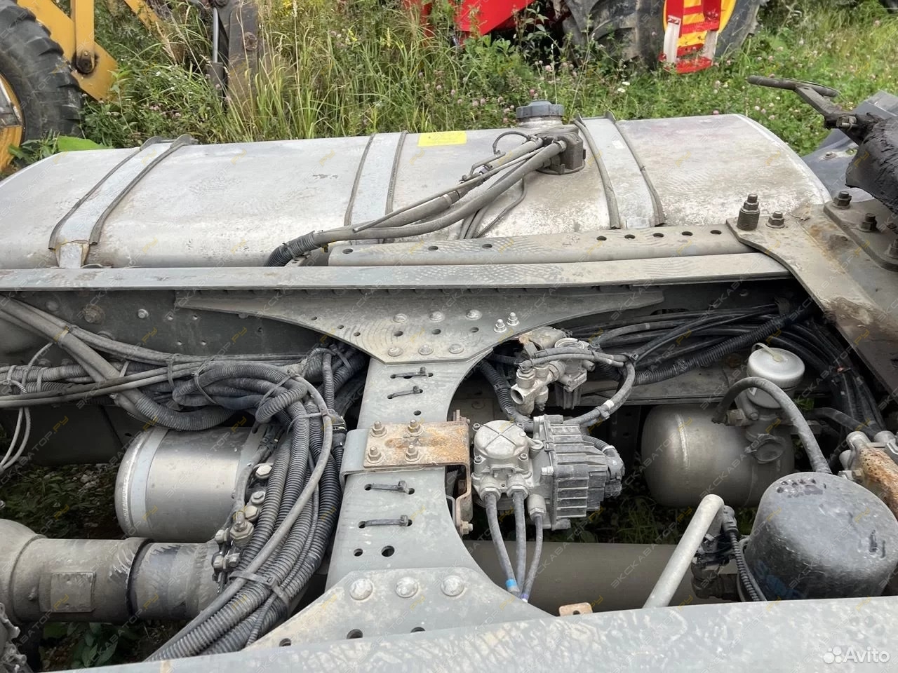 Sitrak C7H 4x2 [12]