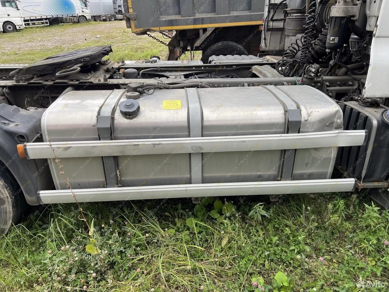 Sitrak C7H 4x2 [11]