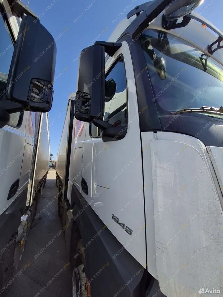 Mercedes-Benz Actros [15]