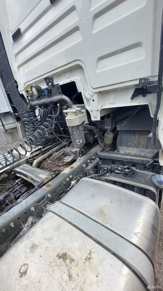Sitrak C7H 4x2 [12]