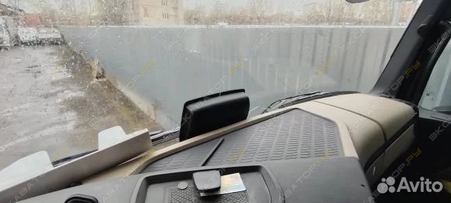 Mercedes-Benz Actros [14]