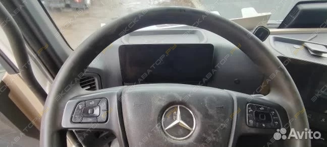 Mercedes-Benz Actros [13]