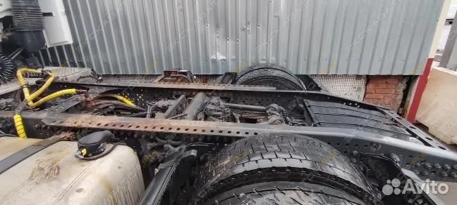 Mercedes-Benz Actros [20]