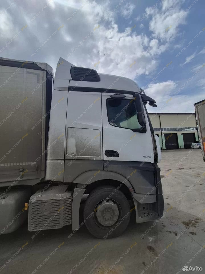 Mercedes-Benz Actros [5]