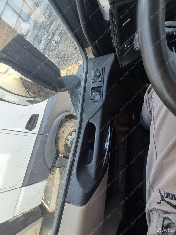 Mercedes-Benz Actros [8]