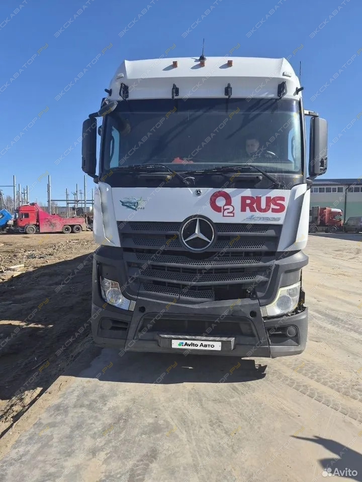 Mercedes-Benz Actros [2]