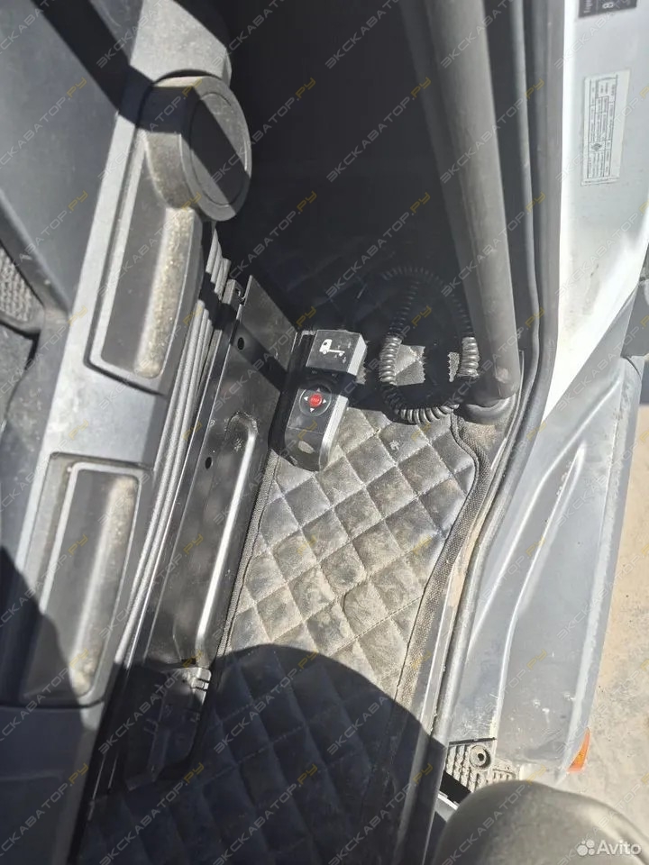 Mercedes-Benz Actros [8]