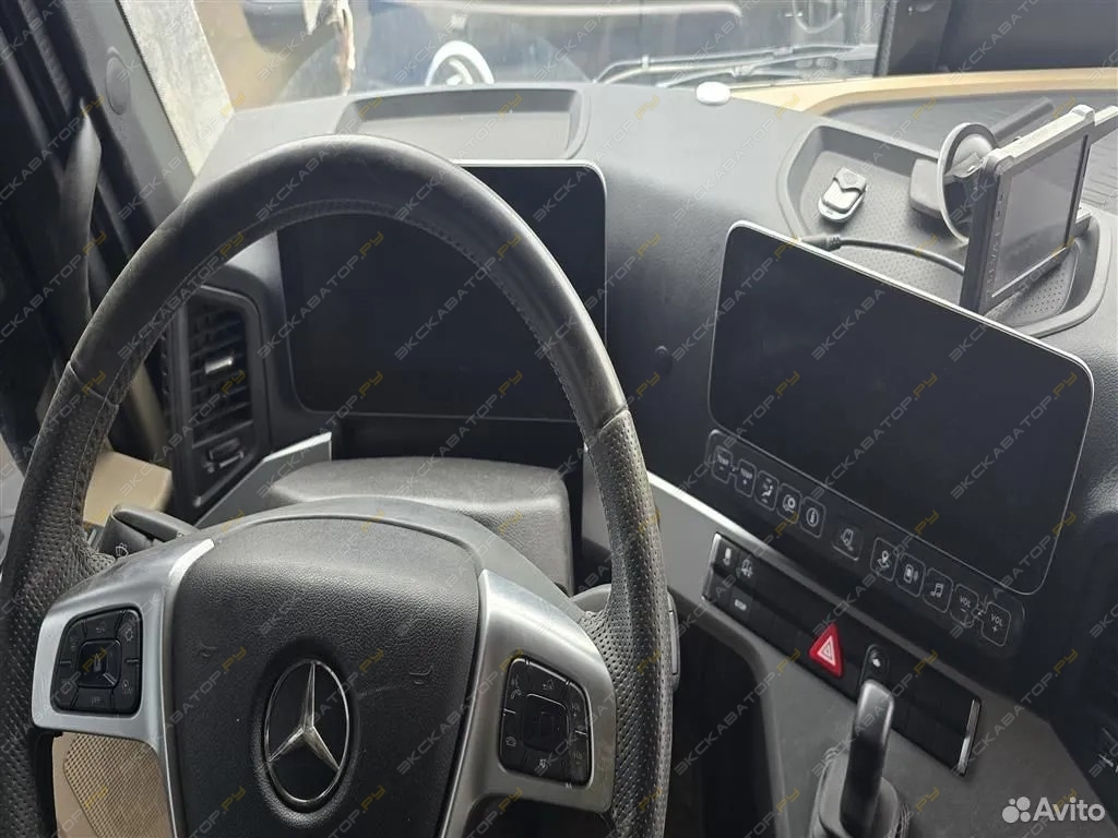 Mercedes-Benz Actros [5]