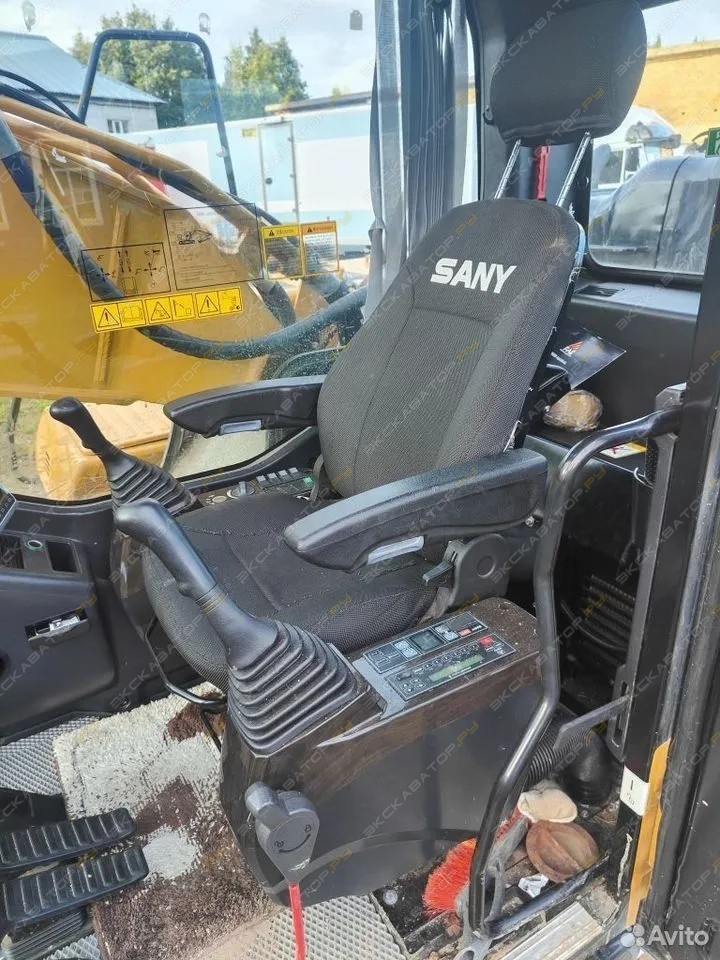Sany SY215C [8]