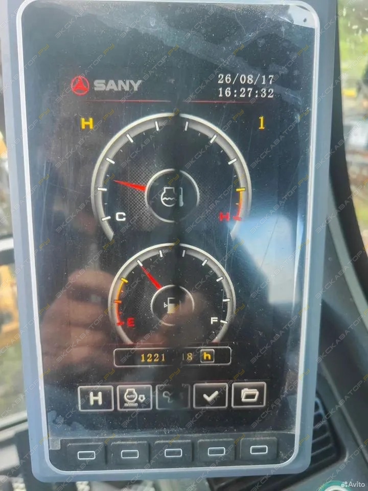 Sany SY215C [11]