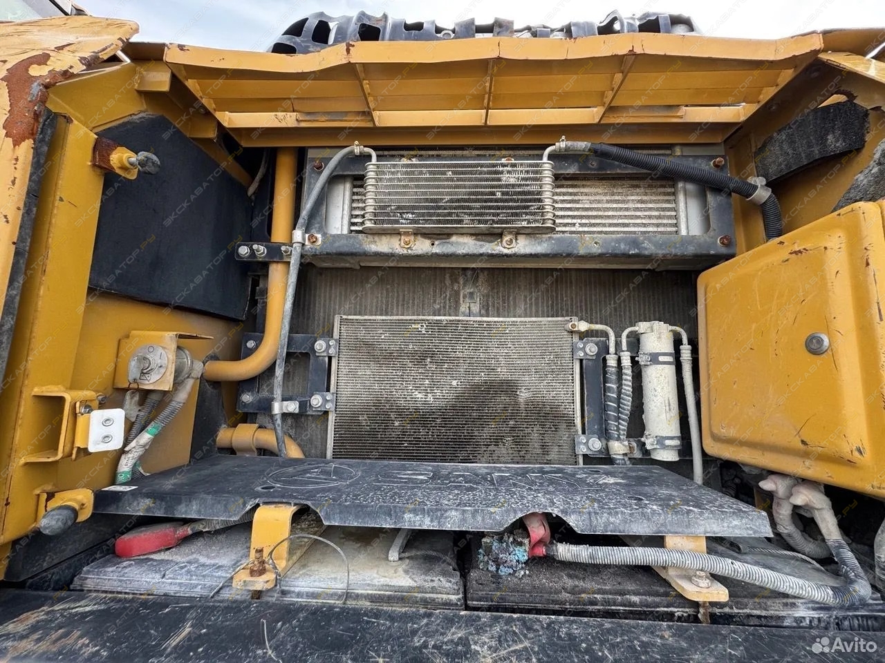 Sany SY330H [18]