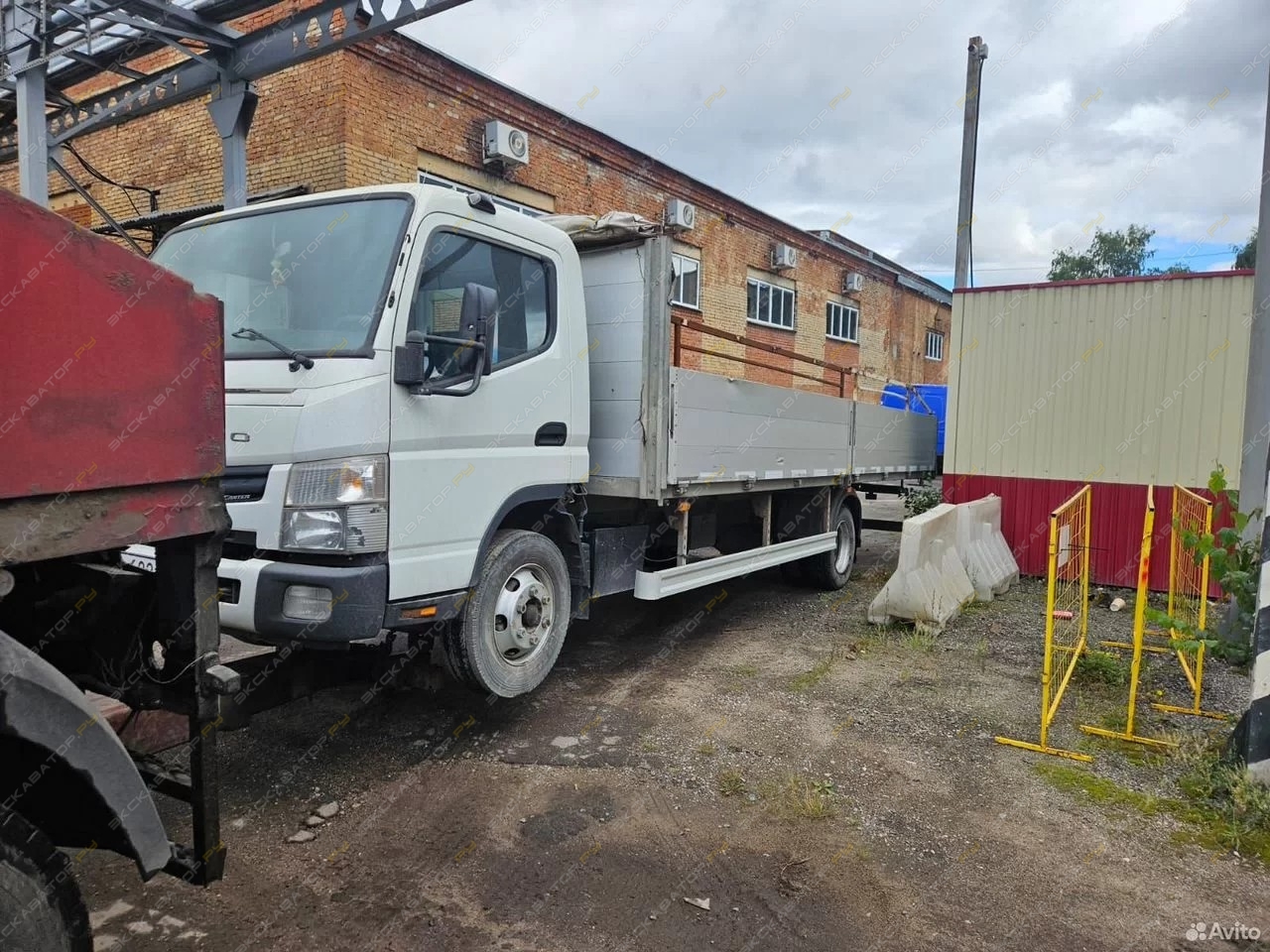 Mitsubishi Fuso Canter FE85DE бортовой [4]