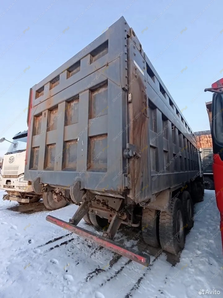 Shacman SX331863366 [11]