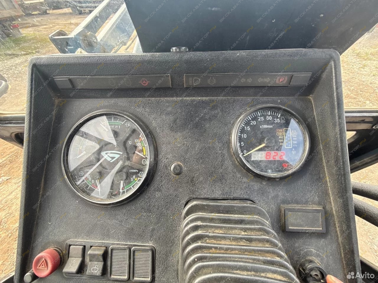 МТЗ 82.1 [12]