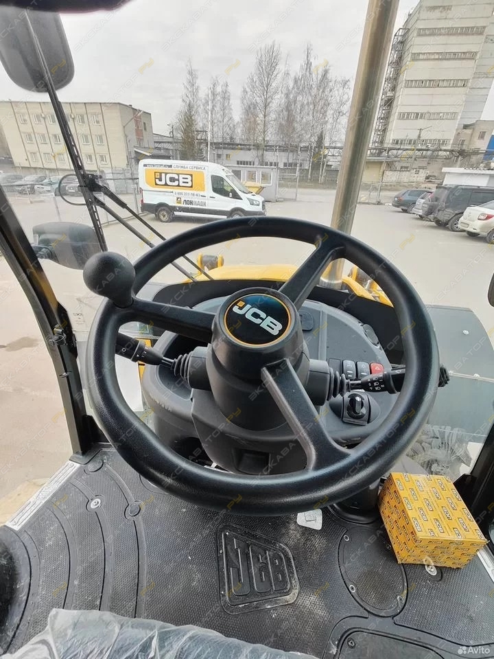 JCB 4CX [14]