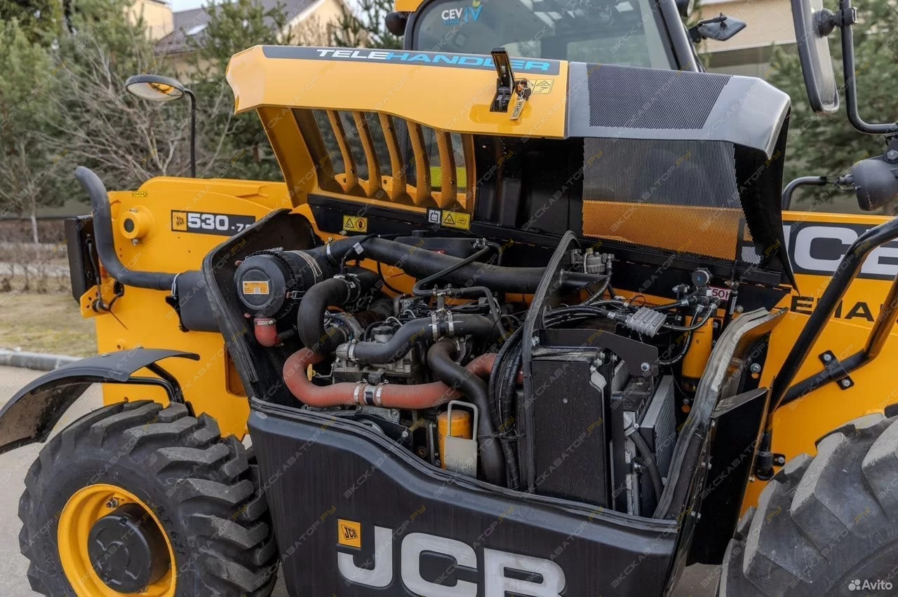 JCB 530-70 [15]