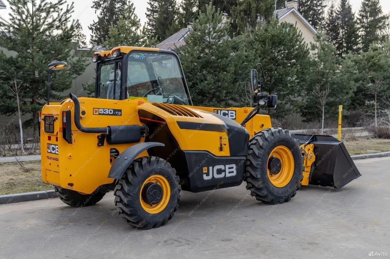 JCB 530-70 [8]