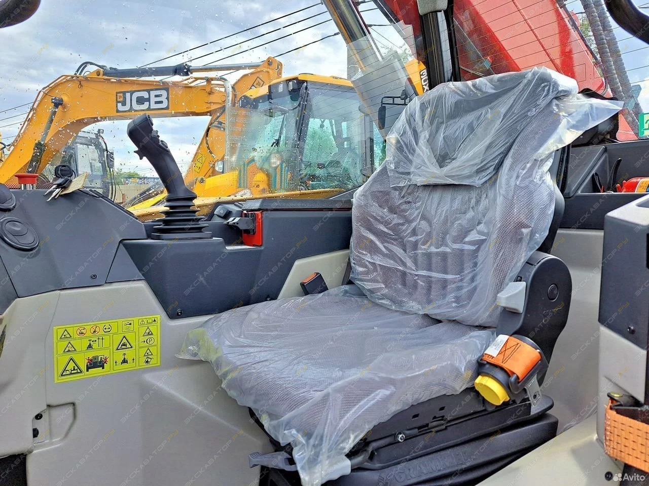 Sany STH1440E [18]