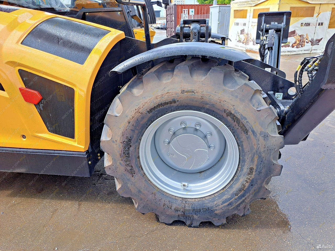 Sany STH1440E [15]