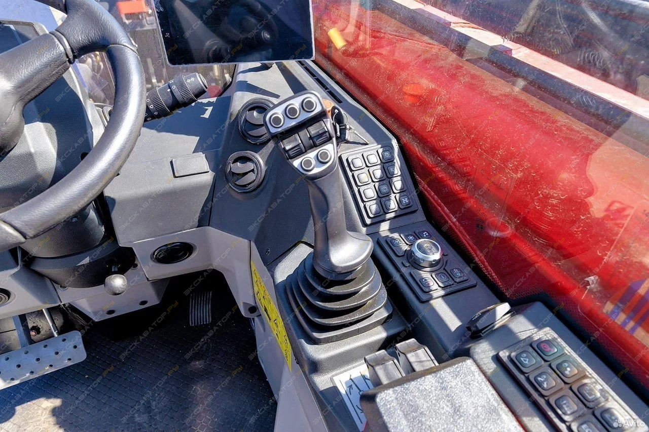 Sany STH1440E [12]