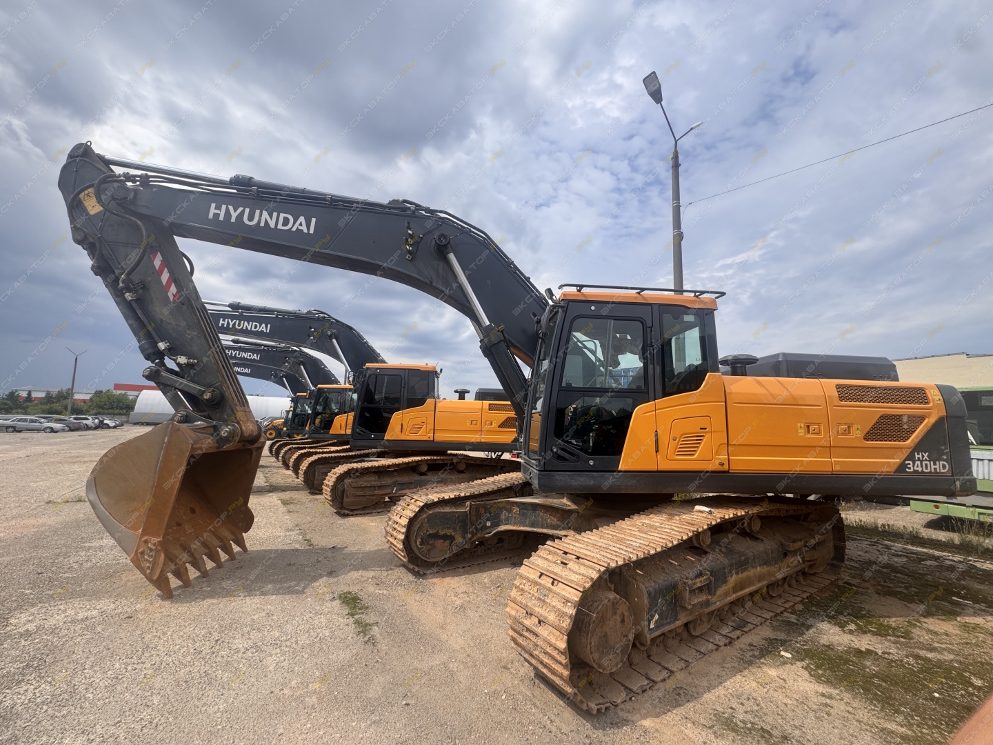 Hyundai HX340HD [0]