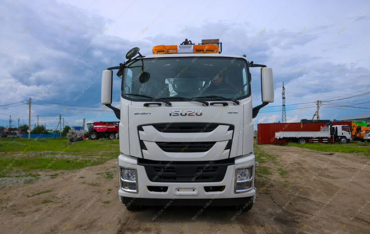 GIGA 8x4, КМУ 14 т [4]