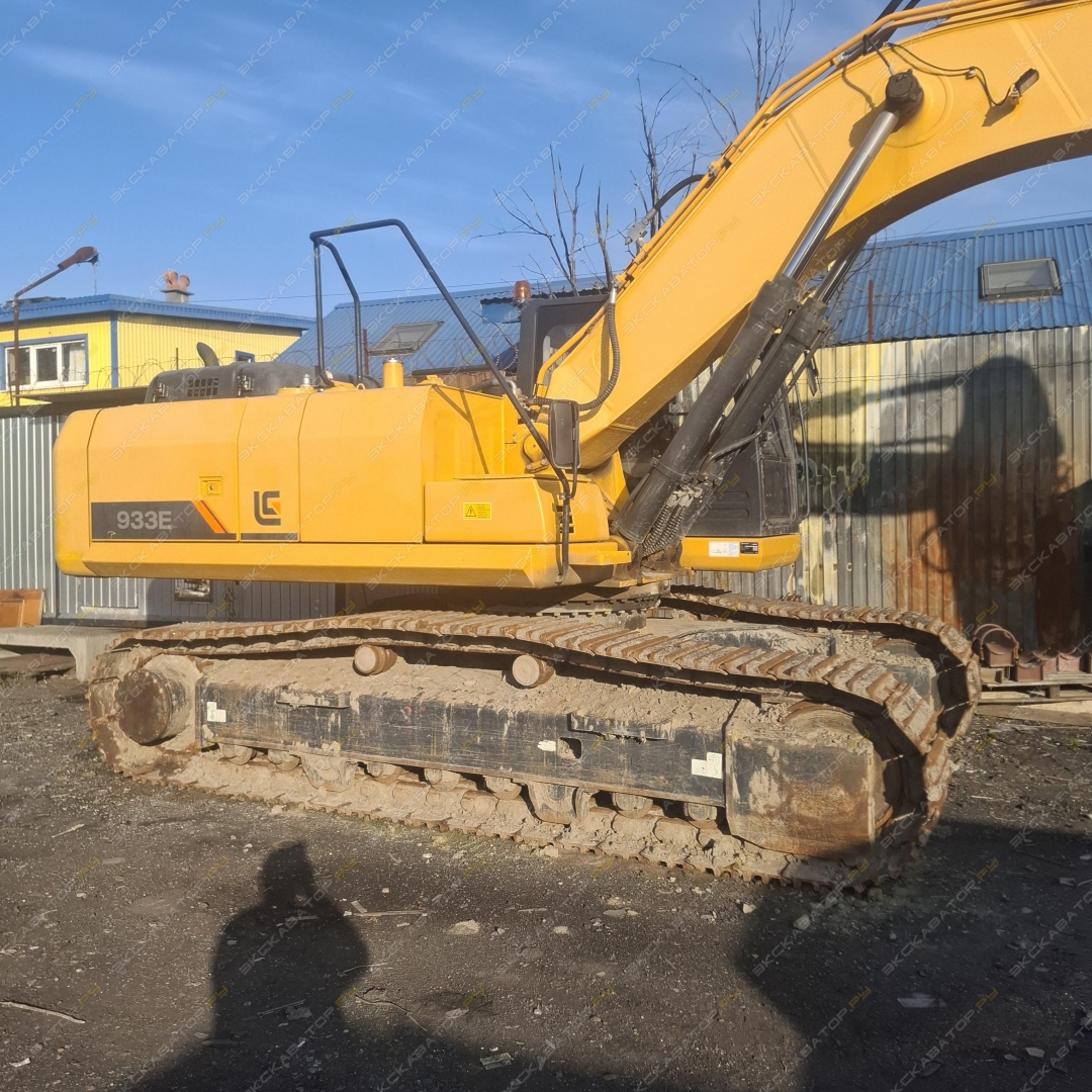 LiuGong CLG933E [3]
