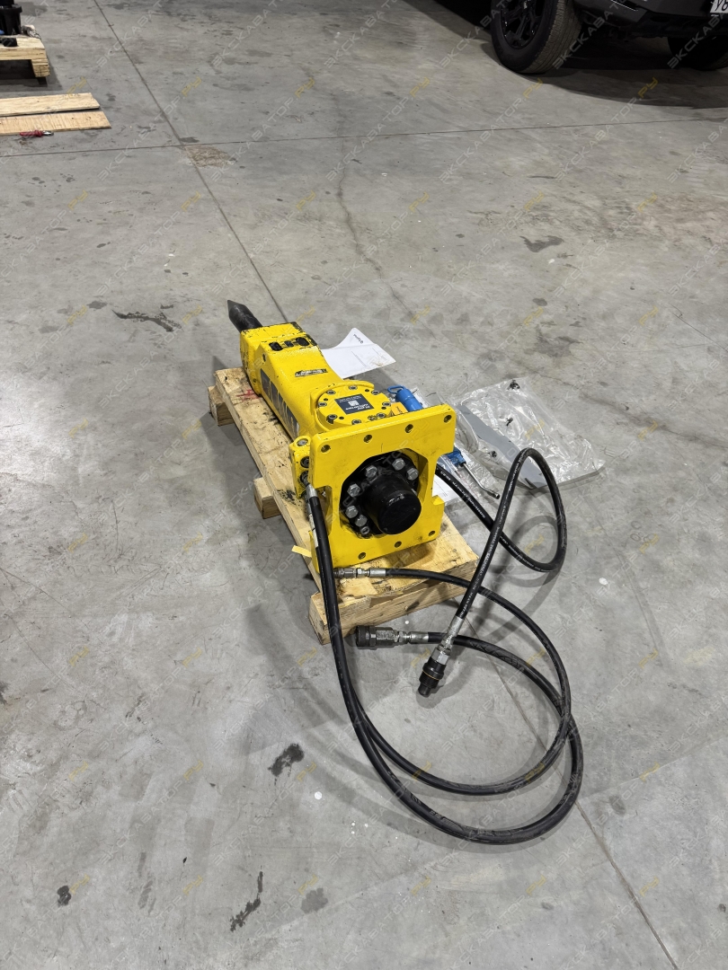 Atlas Copco SB 202 [4]